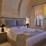 Simurg Cave House Hotel