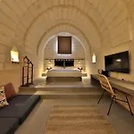 Simurg Cave House *