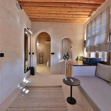 Simurg Cave House *