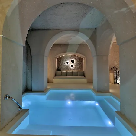 Simurg Cave House *