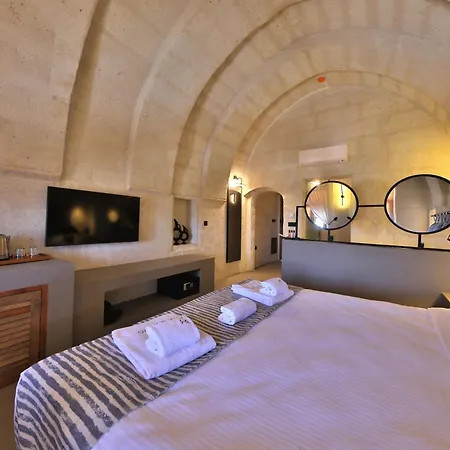 Simurg Cave House Hotel