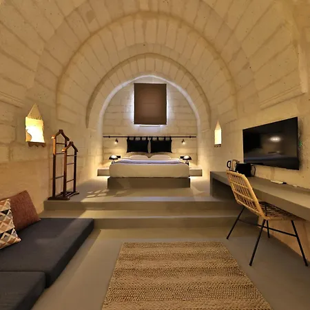 Simurg Cave House *