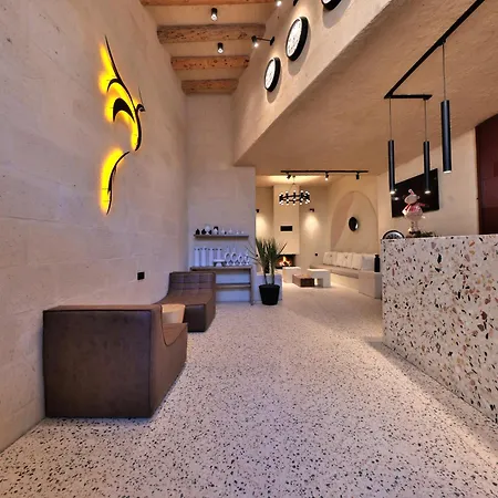 Simurg Cave House *