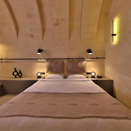 Hotel Simurg Cave House *