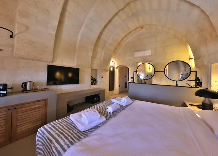 Simurg Cave House Hotel